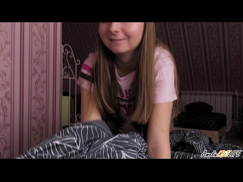 ❤️ Blondie suger BFF's dypt og får sperm i munnen Analporno ved no.yourxxxvideos.ru ❌❤